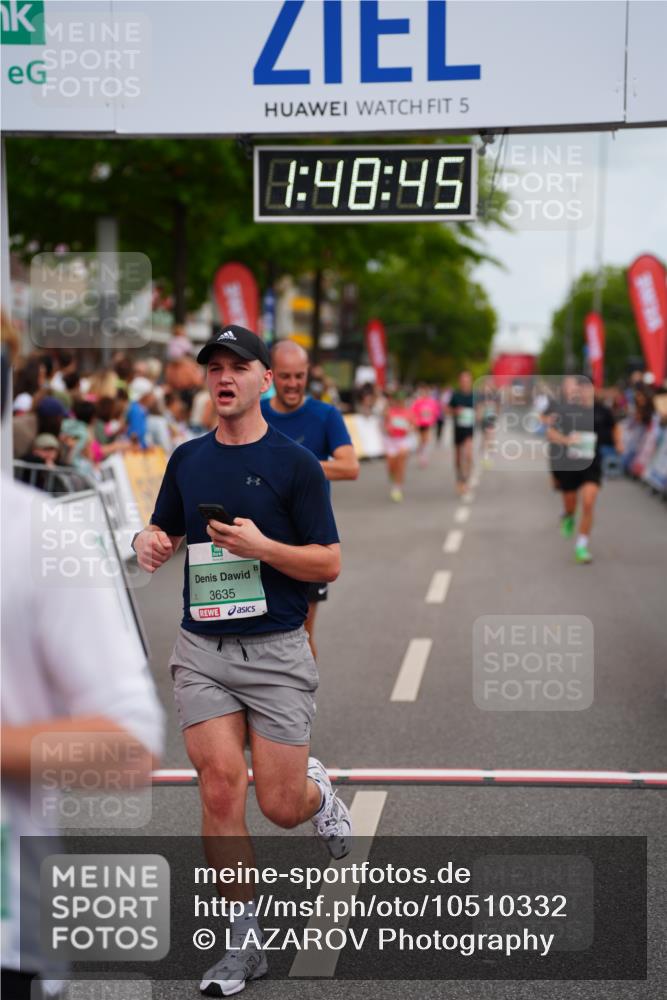 20.09.2026 - PSD Bank Halbmarathon LAZAROV Photography http://msf.ph/oto/10510332 20.09.2026 11:48:45 Ziel 2311, 2552, 2571, 3298, 3635, 3761 meine-sportfotos.de