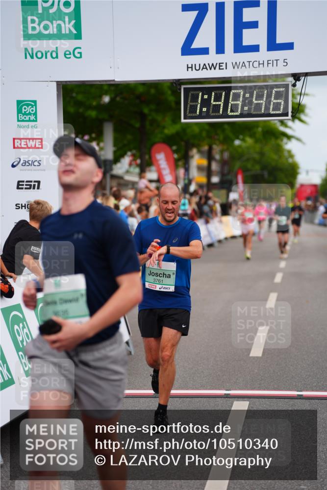 20.09.2026 - PSD Bank Halbmarathon LAZAROV Photography http://msf.ph/oto/10510340 20.09.2026 11:48:45 Ziel 2311, 2552, 2571, 3298, 3635, 3761 meine-sportfotos.de