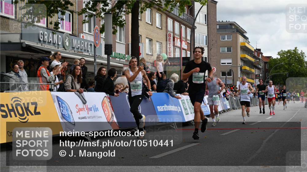 20.09.2026 - PSD Bank Halbmarathon J. Mangold http://msf.ph/oto/10510441 20.09.2026 11:35:35 Ziel 1429, 1614, 2379, 3518, 4075, 4076, 4649, 4705 meine-sportfotos.de
