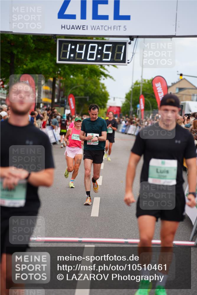 20.09.2026 - PSD Bank Halbmarathon LAZAROV Photography http://msf.ph/oto/10510461 20.09.2026 11:48:51 Ziel 1464, 2311, 2571, 3298, 3635, 3761, 4627 meine-sportfotos.de