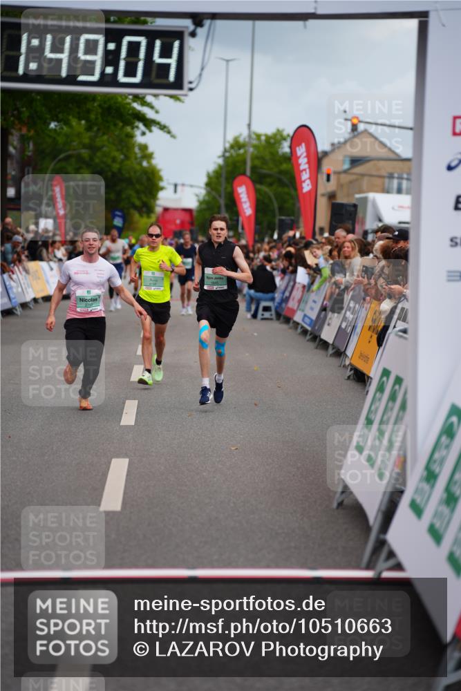 20.09.2026 - PSD Bank Halbmarathon LAZAROV Photography http://msf.ph/oto/10510663 20.09.2026 11:49:04 Ziel 1559, 1845, 2799, 3797, 4756 meine-sportfotos.de
