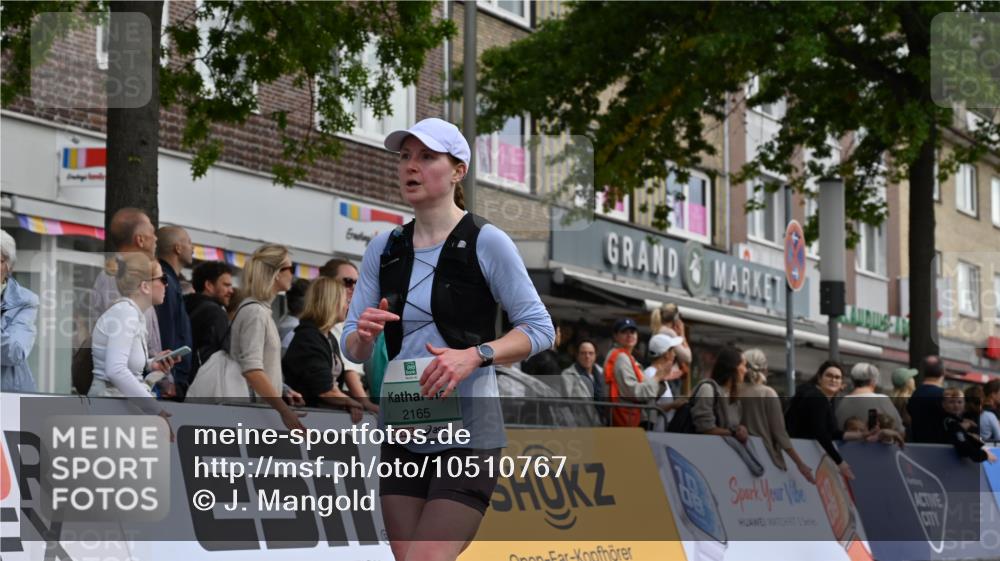20.09.2026 - PSD Bank Halbmarathon J. Mangold http://msf.ph/oto/10510767 20.09.2026 11:36:25 Ziel 2165, 4052 meine-sportfotos.de