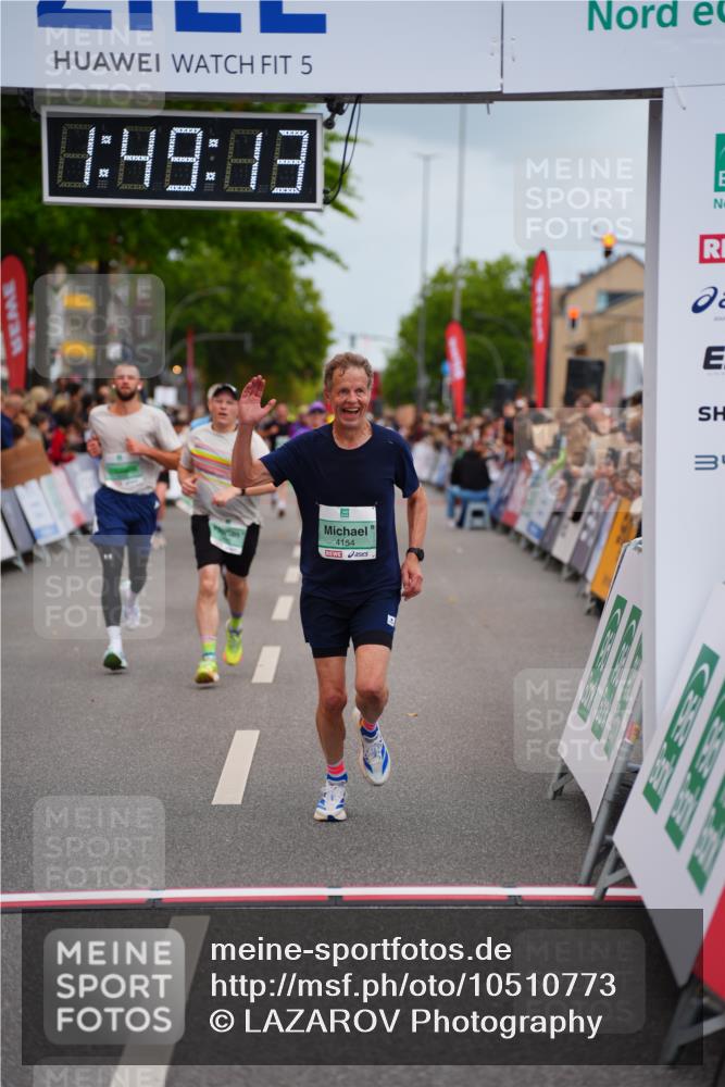 20.09.2026 - PSD Bank Halbmarathon LAZAROV Photography http://msf.ph/oto/10510773 20.09.2026 11:49:12 Ziel 1845, 2420, 2799, 4154, 4686, 4756 meine-sportfotos.de
