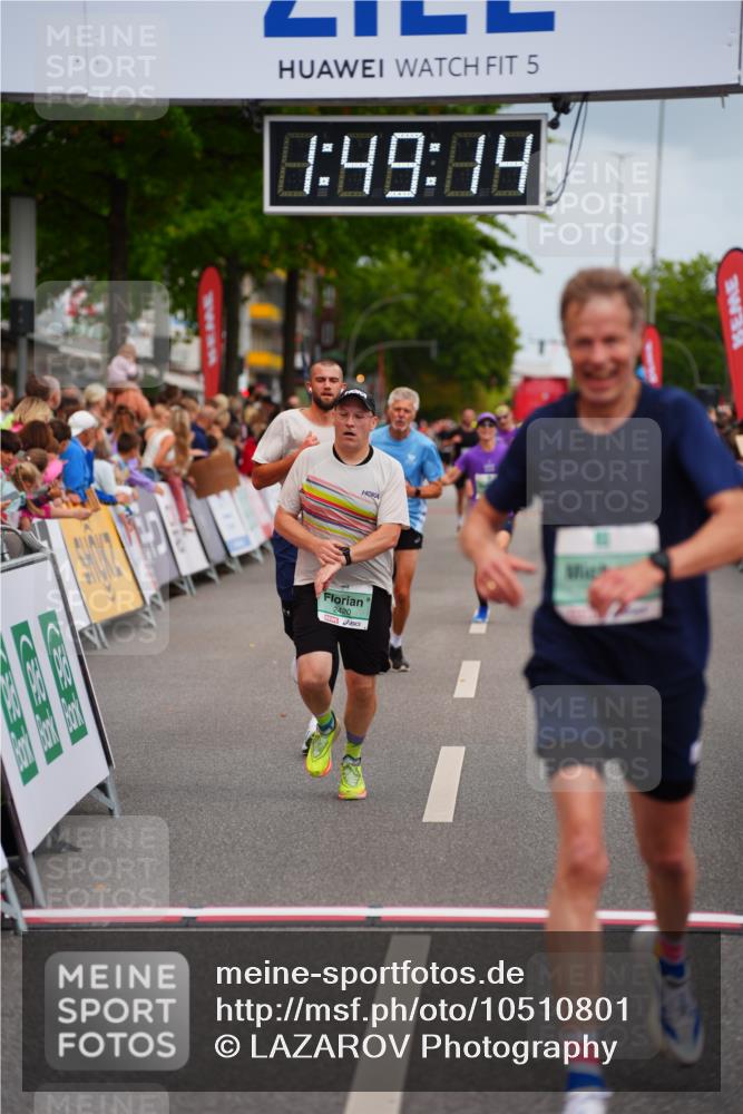 20.09.2026 - PSD Bank Halbmarathon LAZAROV Photography http://msf.ph/oto/10510801 20.09.2026 11:49:14 Ziel 1845, 2420, 2799, 4150, 4154, 4208, 4686, 4756 meine-sportfotos.de