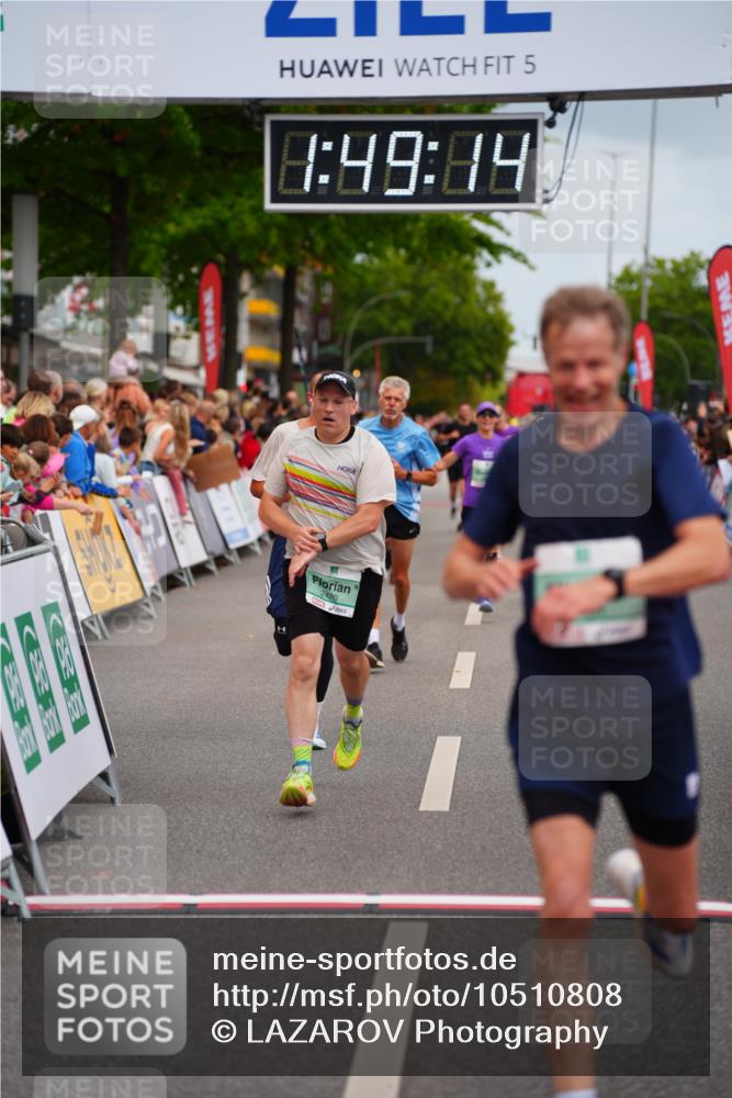 20.09.2026 - PSD Bank Halbmarathon LAZAROV Photography http://msf.ph/oto/10510808 20.09.2026 11:49:14 Ziel 1845, 2420, 2799, 4150, 4154, 4208, 4686, 4756 meine-sportfotos.de