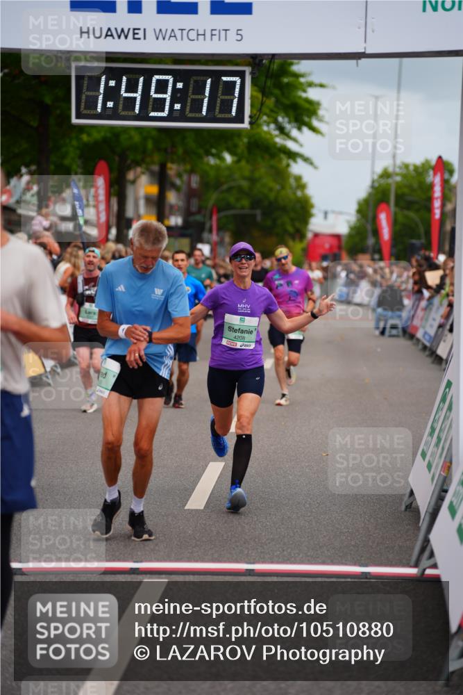 20.09.2026 - PSD Bank Halbmarathon LAZAROV Photography http://msf.ph/oto/10510880 20.09.2026 11:49:16 Ziel 1224, 2420, 4150, 4154, 4208, 4685, 4686, 4756 meine-sportfotos.de