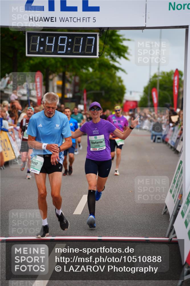 20.09.2026 - PSD Bank Halbmarathon LAZAROV Photography http://msf.ph/oto/10510888 20.09.2026 11:49:17 Ziel 1224, 2420, 4150, 4154, 4208, 4685, 4686 meine-sportfotos.de