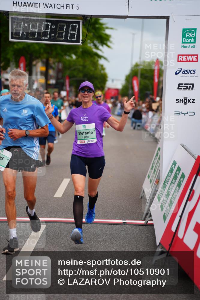 20.09.2026 - PSD Bank Halbmarathon LAZAROV Photography http://msf.ph/oto/10510901 20.09.2026 11:49:17 Ziel 1224, 2420, 4150, 4154, 4208, 4685, 4686 meine-sportfotos.de
