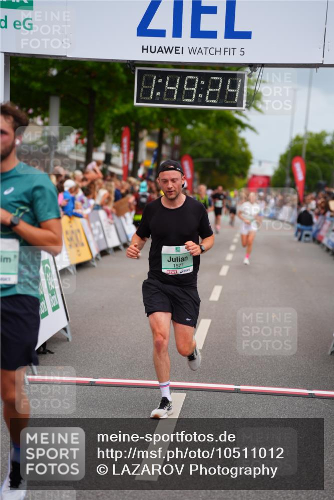 20.09.2026 - PSD Bank Halbmarathon LAZAROV Photography http://msf.ph/oto/10511012 20.09.2026 11:49:23 Ziel 1224, 1577, 2420, 3750, 4150, 4208, 4685, 4686 meine-sportfotos.de