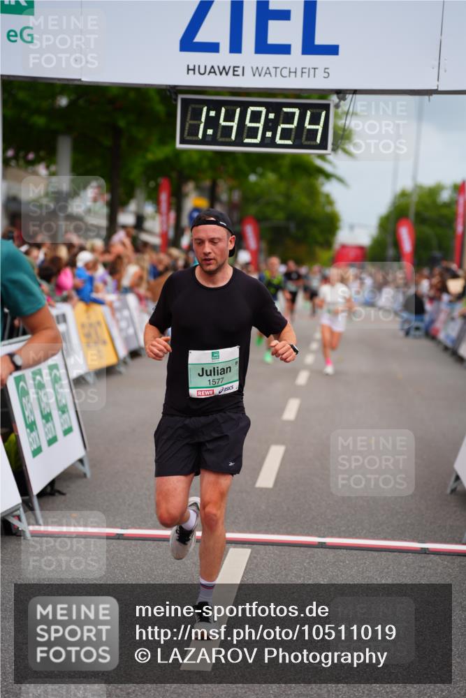 20.09.2026 - PSD Bank Halbmarathon LAZAROV Photography http://msf.ph/oto/10511019 20.09.2026 11:49:24 Ziel 1224, 1577, 2344, 3750, 4150, 4208, 4685 meine-sportfotos.de