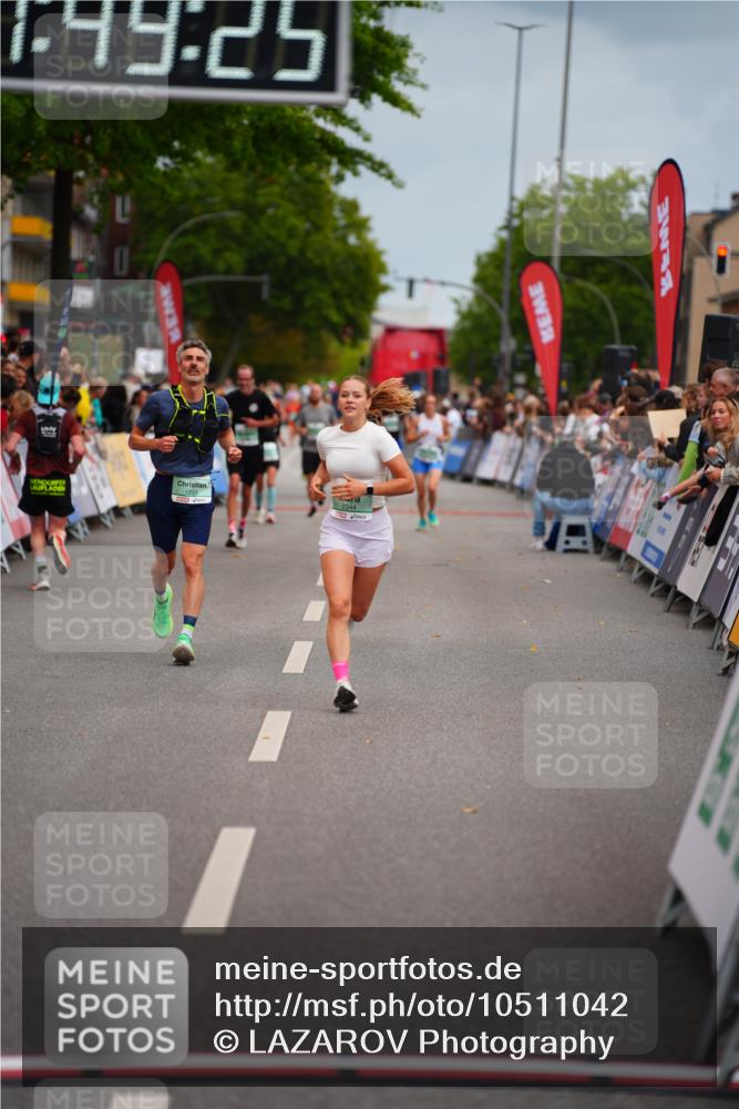 20.09.2026 - PSD Bank Halbmarathon LAZAROV Photography http://msf.ph/oto/10511042 20.09.2026 11:49:25 Ziel 1224, 1577, 2344, 3750, 4150, 4208, 4685 meine-sportfotos.de