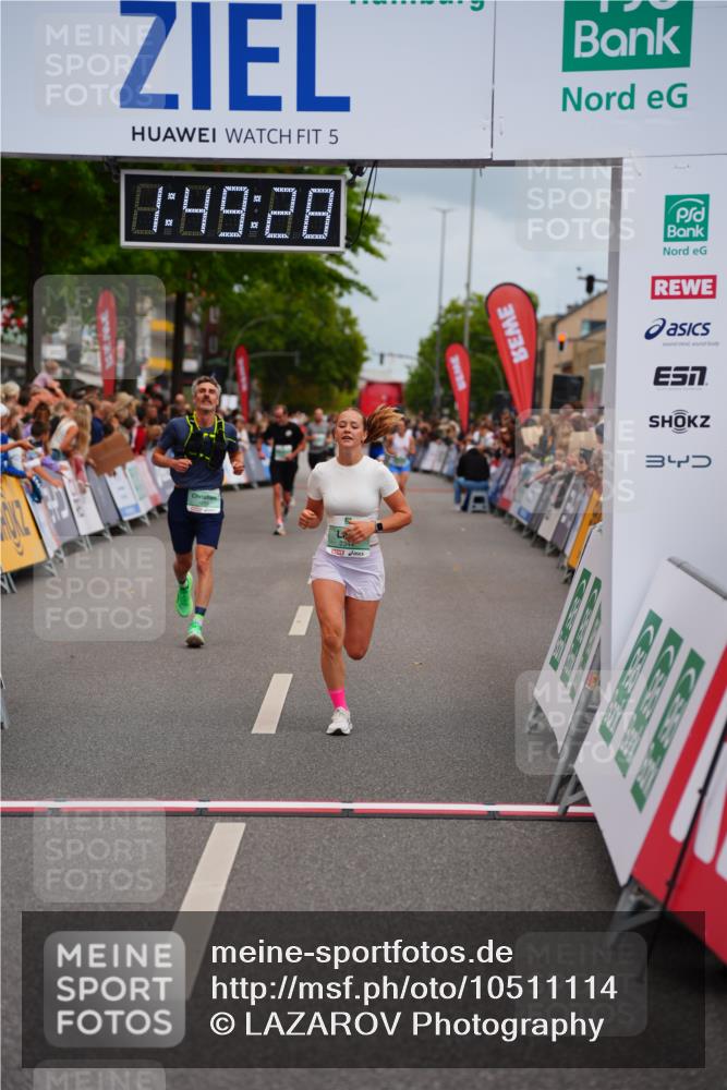 20.09.2026 - PSD Bank Halbmarathon LAZAROV Photography http://msf.ph/oto/10511114 20.09.2026 11:49:27 Ziel 1224, 1233, 1577, 2344, 3750, 4685 meine-sportfotos.de