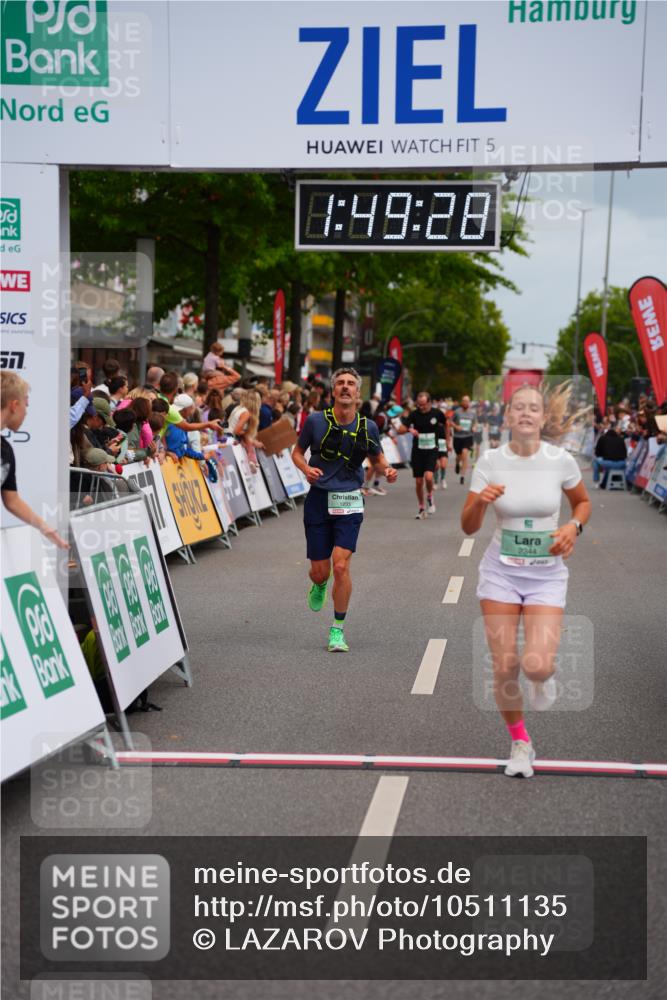20.09.2026 - PSD Bank Halbmarathon LAZAROV Photography http://msf.ph/oto/10511135 20.09.2026 11:49:28 Ziel 1224, 1233, 1577, 2344, 3750 meine-sportfotos.de