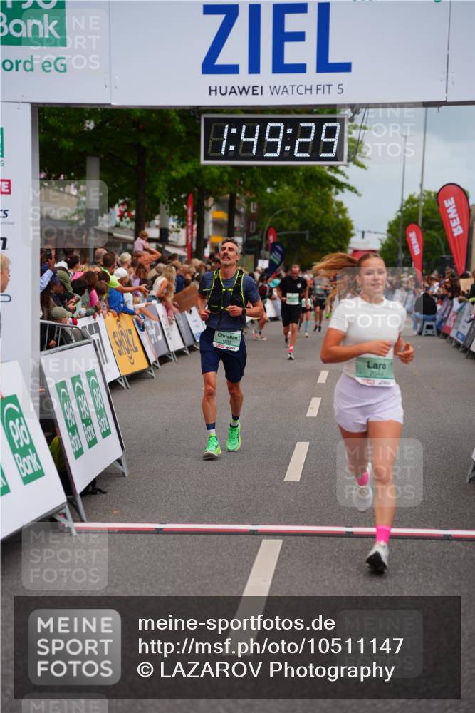 20.09.2026 - PSD Bank Halbmarathon LAZAROV Photography http://msf.ph/oto/10511147 20.09.2026 11:49:28 Ziel 1224, 1233, 1577, 2344, 3750 meine-sportfotos.de