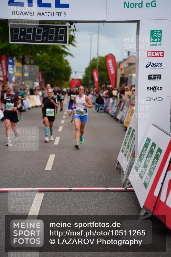 20.09.2026 - PSD Bank Halbmarathon LAZAROV Photography http://msf.ph/oto/10511265 20.09.2026 11:49:34 Ziel 1233, 2255, 2330, 2344, 3214 meine-sportfotos.de