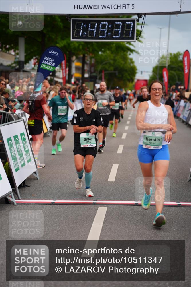 20.09.2026 - PSD Bank Halbmarathon LAZAROV Photography http://msf.ph/oto/10511347 20.09.2026 11:49:37 Ziel 1025, 1233, 1248, 1720, 2255, 2330, 3214, 3355 meine-sportfotos.de