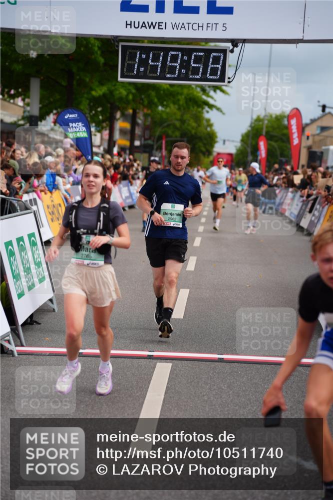 20.09.2026 - PSD Bank Halbmarathon LAZAROV Photography http://msf.ph/oto/10511740 20.09.2026 11:49:58 Ziel 1416, 2765, 2962, 4278, 4279 meine-sportfotos.de
