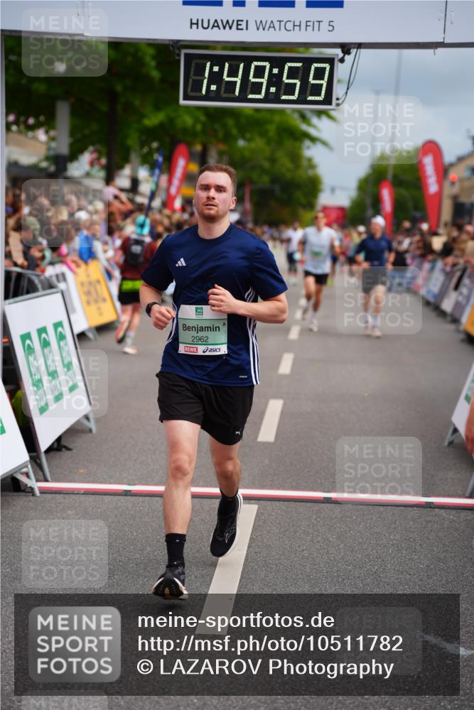 20.09.2026 - PSD Bank Halbmarathon LAZAROV Photography http://msf.ph/oto/10511782 20.09.2026 11:49:59 Ziel 1241, 1416, 2765, 2962, 4278, 4279, 4605 meine-sportfotos.de