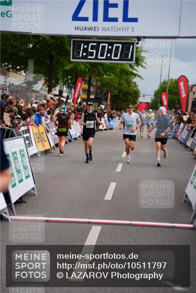 20.09.2026 - PSD Bank Halbmarathon LAZAROV Photography http://msf.ph/oto/10511797 20.09.2026 11:50:00 Ziel 1048, 1241, 2765, 2962, 4278, 4279, 4605 meine-sportfotos.de