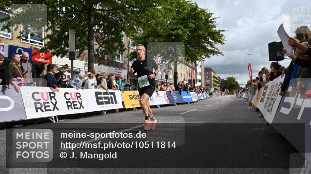 20.09.2026 - PSD Bank Halbmarathon J. Mangold http://msf.ph/oto/10511814 20.09.2026 11:38:21 Ziel 1036, 1915, 4305, 4344, 4767 meine-sportfotos.de