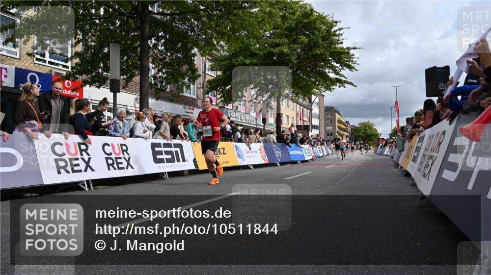 20.09.2026 - PSD Bank Halbmarathon J. Mangold http://msf.ph/oto/10511844 20.09.2026 11:38:37 Ziel 1483, 1954, 2550, 3188, 3885, 4778 meine-sportfotos.de