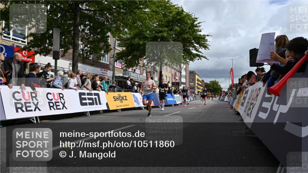 20.09.2026 - PSD Bank Halbmarathon J. Mangold http://msf.ph/oto/10511860 20.09.2026 11:38:42 Ziel 1298, 1483, 1954, 2403, 2550, 3188, 3885 meine-sportfotos.de