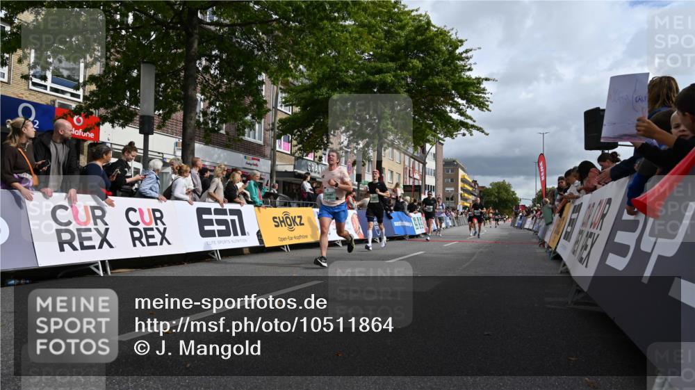 20.09.2026 - PSD Bank Halbmarathon J. Mangold http://msf.ph/oto/10511864 20.09.2026 11:38:42 Ziel 1298, 1483, 1954, 2403, 2550, 3188, 3885 meine-sportfotos.de