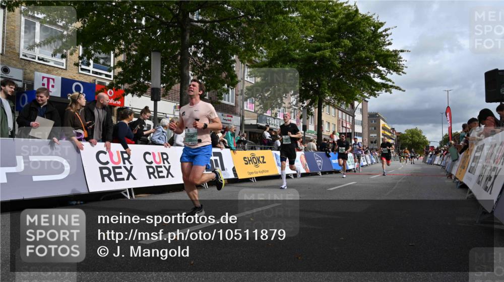 20.09.2026 - PSD Bank Halbmarathon J. Mangold http://msf.ph/oto/10511879 20.09.2026 11:38:43 Ziel 1298, 1483, 1954, 2403, 2550, 3188, 3727, 3885 meine-sportfotos.de