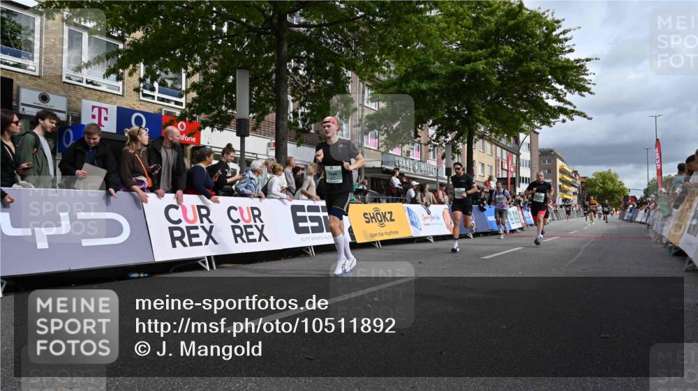 20.09.2026 - PSD Bank Halbmarathon J. Mangold http://msf.ph/oto/10511892 20.09.2026 11:38:44 Ziel 1298, 1316, 1483, 1954, 2403, 2550, 3727, 3885 meine-sportfotos.de