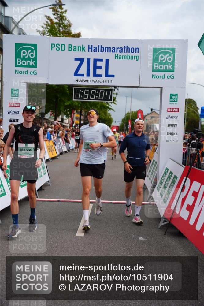 20.09.2026 - PSD Bank Halbmarathon LAZAROV Photography http://msf.ph/oto/10511904 20.09.2026 11:50:04 Ziel 1048, 1241, 1774, 2765, 2962, 4605 meine-sportfotos.de