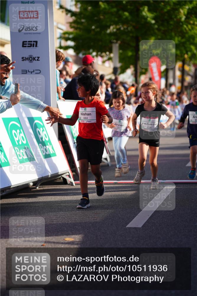 20.09.2026 - PSD Bank Halbmarathon LAZAROV Photography http://msf.ph/oto/10511936 20.09.2026 10:33:02 Laufen 34, 5, 444, 238 meine-sportfotos.de