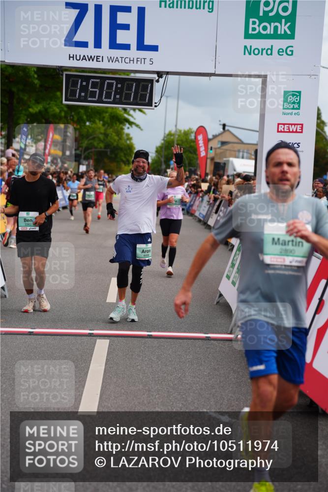 20.09.2026 - PSD Bank Halbmarathon LAZAROV Photography http://msf.ph/oto/10511974 20.09.2026 11:50:11 Ziel 1048, 1236, 1241, 1604, 1774, 2890, 3382, 4498, 4605 meine-sportfotos.de
