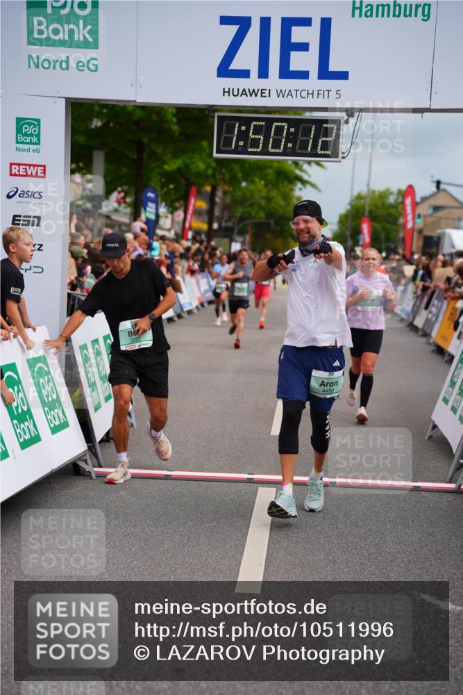 20.09.2026 - PSD Bank Halbmarathon LAZAROV Photography http://msf.ph/oto/10511996 20.09.2026 11:50:12 Ziel 1048, 1236, 1602, 1604, 1774, 1814, 2890, 3382, 4104, 4498 meine-sportfotos.de