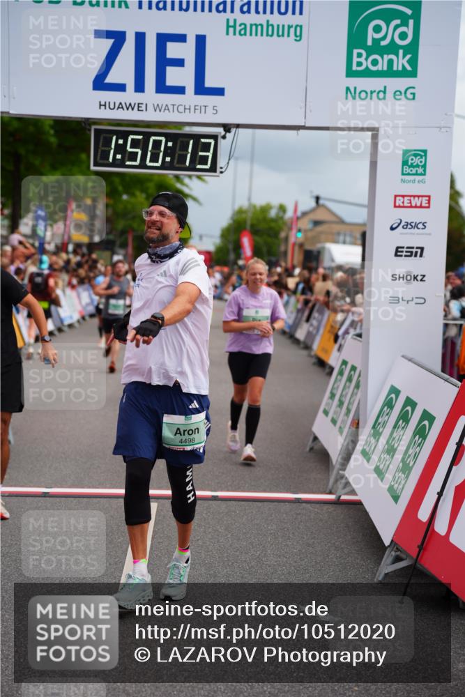 20.09.2026 - PSD Bank Halbmarathon LAZAROV Photography http://msf.ph/oto/10512020 20.09.2026 11:50:12 Ziel 1048, 1236, 1602, 1604, 1774, 1814, 2890, 3382, 4104, 4498 meine-sportfotos.de