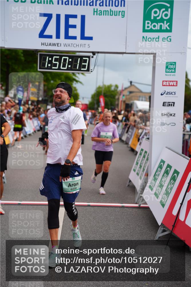 20.09.2026 - PSD Bank Halbmarathon LAZAROV Photography http://msf.ph/oto/10512027 20.09.2026 11:50:12 Ziel 1048, 1236, 1602, 1604, 1774, 1814, 2890, 3382, 4104, 4498 meine-sportfotos.de