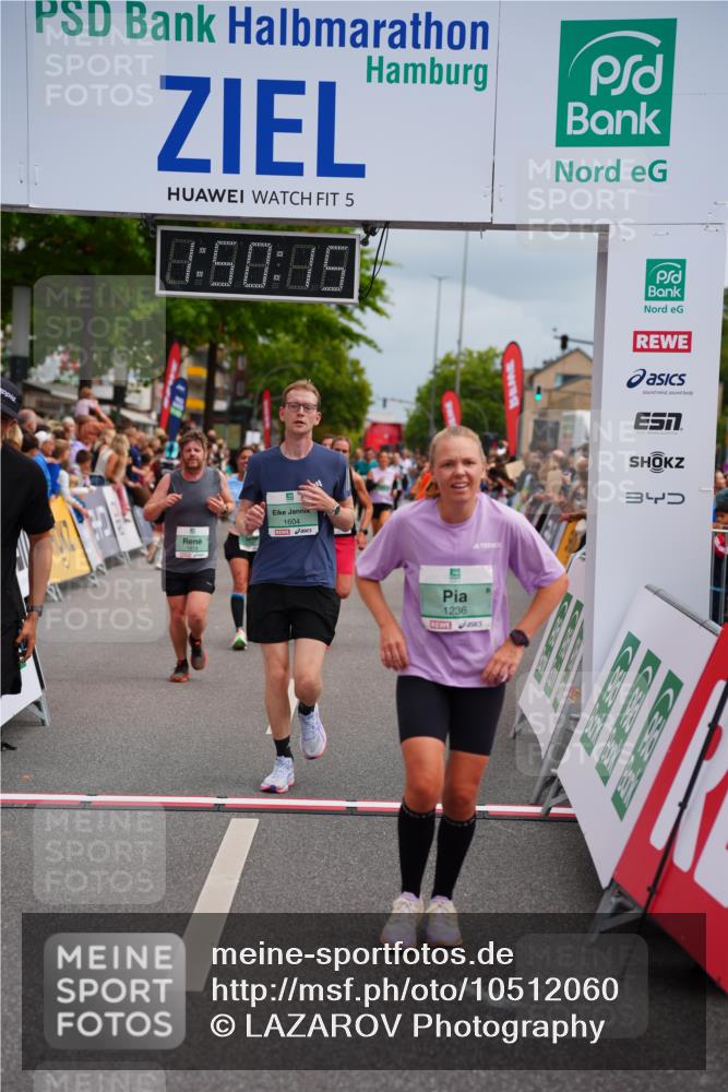 20.09.2026 - PSD Bank Halbmarathon LAZAROV Photography http://msf.ph/oto/10512060 20.09.2026 11:50:14 Ziel 1236, 1537, 1602, 1604, 1774, 1814, 1983, 2890, 3382, 4104, 4498 meine-sportfotos.de