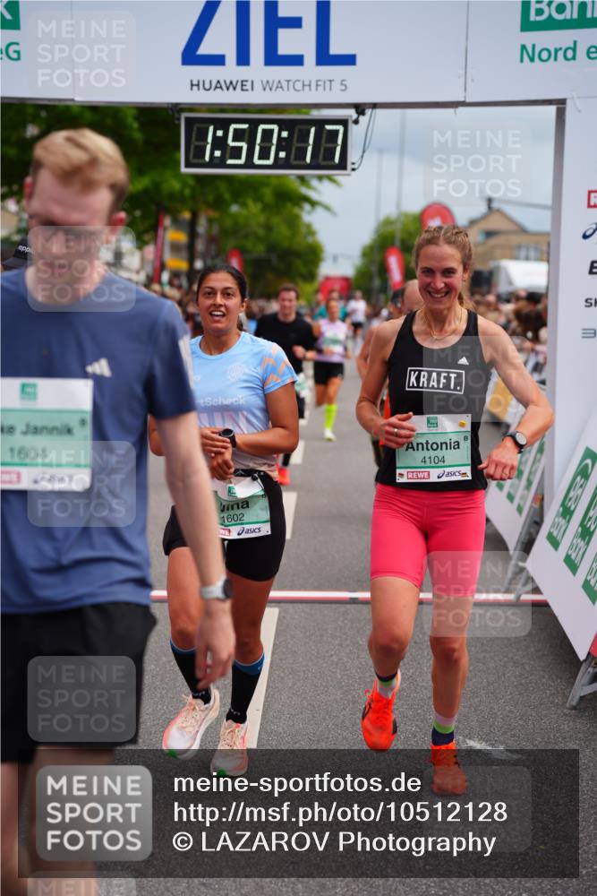 20.09.2026 - PSD Bank Halbmarathon LAZAROV Photography http://msf.ph/oto/10512128 20.09.2026 11:50:17 Ziel 1236, 1309, 1537, 1602, 1604, 1814, 1983, 2371, 2890, 3083, 3382, 4104, 4498 meine-sportfotos.de