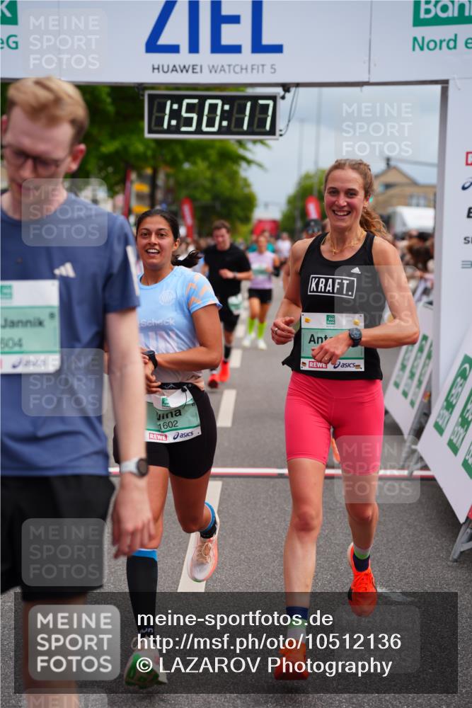 20.09.2026 - PSD Bank Halbmarathon LAZAROV Photography http://msf.ph/oto/10512136 20.09.2026 11:50:17 Ziel 1236, 1309, 1537, 1602, 1604, 1814, 1983, 2371, 2890, 3083, 3382, 4104, 4498 meine-sportfotos.de