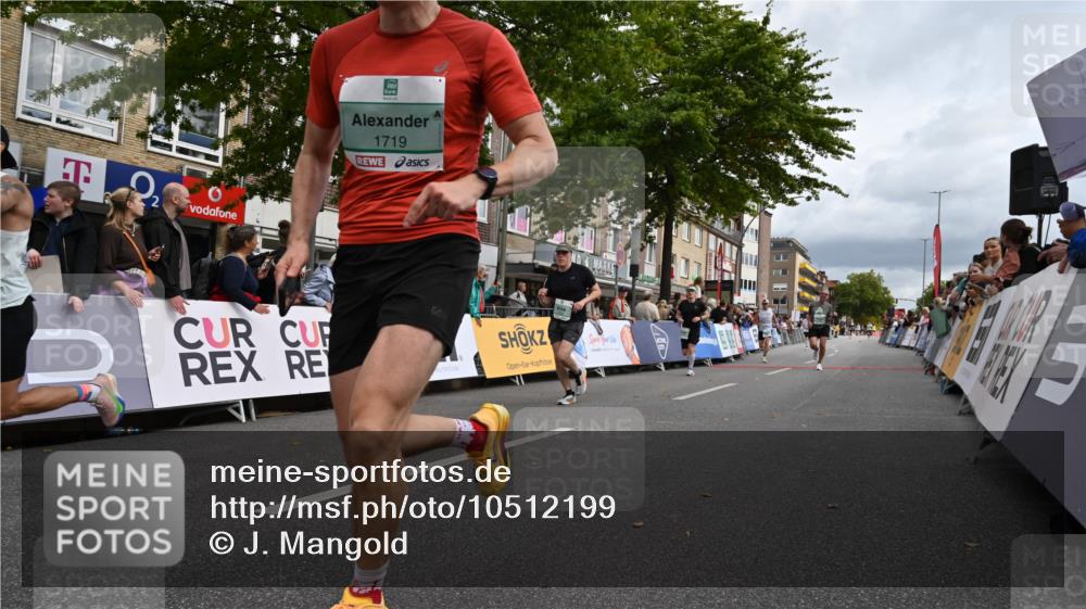 20.09.2026 - PSD Bank Halbmarathon J. Mangold http://msf.ph/oto/10512199 20.09.2026 11:39:26 Ziel 1103, 1656, 1662, 1719, 2649, 2782, 3919, 4022, 4436 meine-sportfotos.de