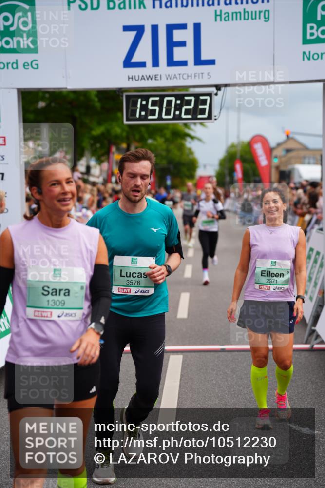 20.09.2026 - PSD Bank Halbmarathon LAZAROV Photography http://msf.ph/oto/10512230 20.09.2026 11:50:23 Ziel 1309, 1537, 1602, 1814, 1983, 2371, 2627, 3083, 3513, 3576, 4104, 4660 meine-sportfotos.de