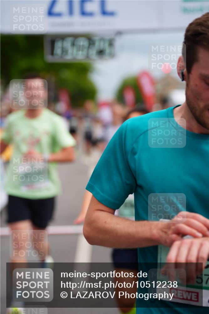 20.09.2026 - PSD Bank Halbmarathon LAZAROV Photography http://msf.ph/oto/10512238 20.09.2026 11:50:24 Ziel 1309, 1537, 1602, 1814, 1902, 1983, 2371, 2627, 3083, 3513, 3576, 4104, 4660 meine-sportfotos.de