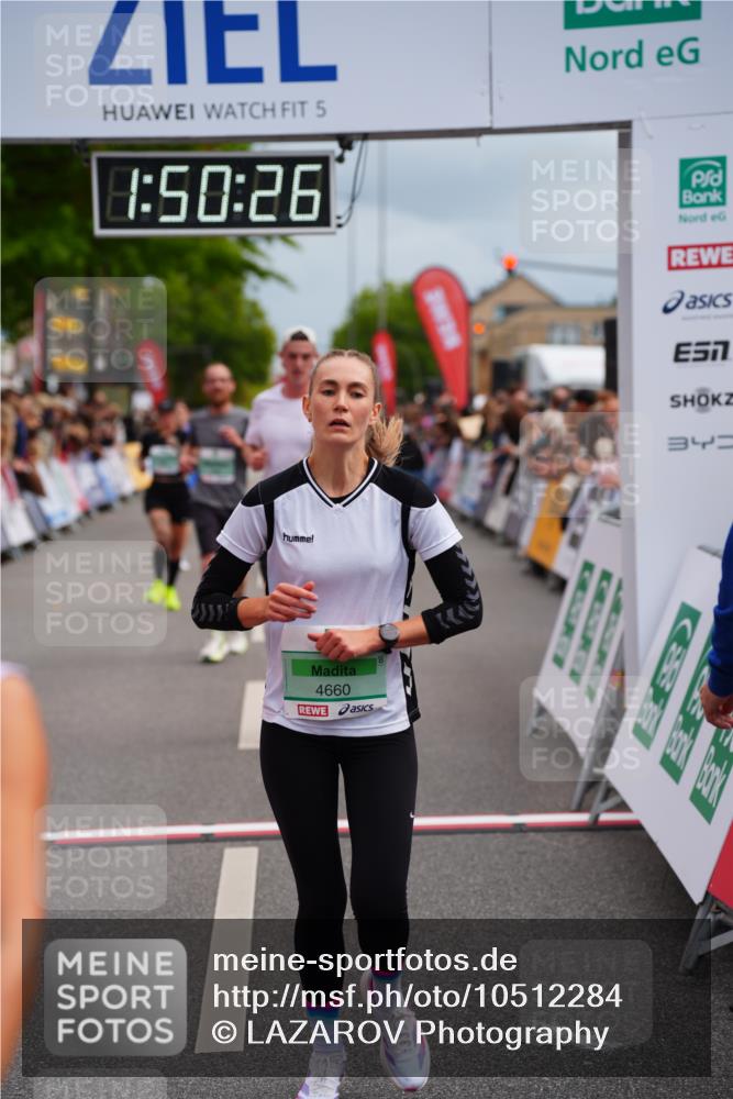 20.09.2026 - PSD Bank Halbmarathon LAZAROV Photography http://msf.ph/oto/10512284 20.09.2026 11:50:26 Ziel 1309, 1537, 1902, 2371, 2627, 3083, 3513, 3576, 3961, 4660 meine-sportfotos.de