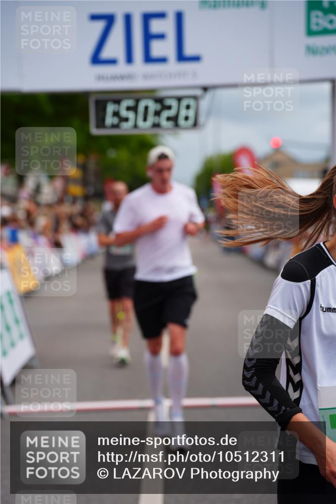20.09.2026 - PSD Bank Halbmarathon LAZAROV Photography http://msf.ph/oto/10512311 20.09.2026 11:50:27 Ziel 1309, 1902, 2258, 2371, 2627, 3083, 3513, 3576, 3961, 4660 meine-sportfotos.de