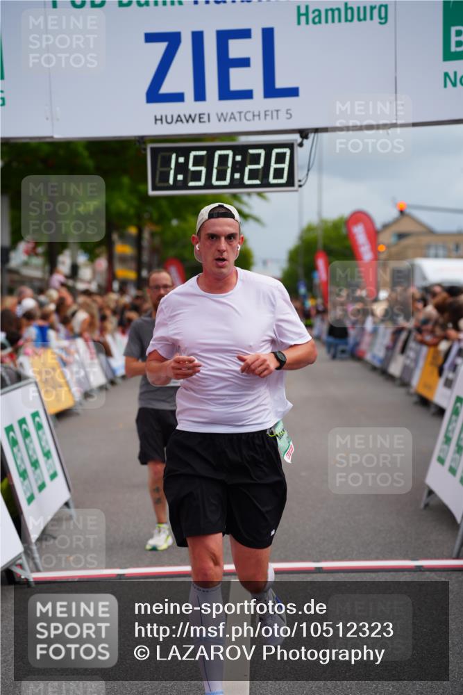 20.09.2026 - PSD Bank Halbmarathon LAZAROV Photography http://msf.ph/oto/10512323 20.09.2026 11:50:28 Ziel 1309, 1902, 2258, 2371, 2627, 3513, 3576, 3961, 4660 meine-sportfotos.de