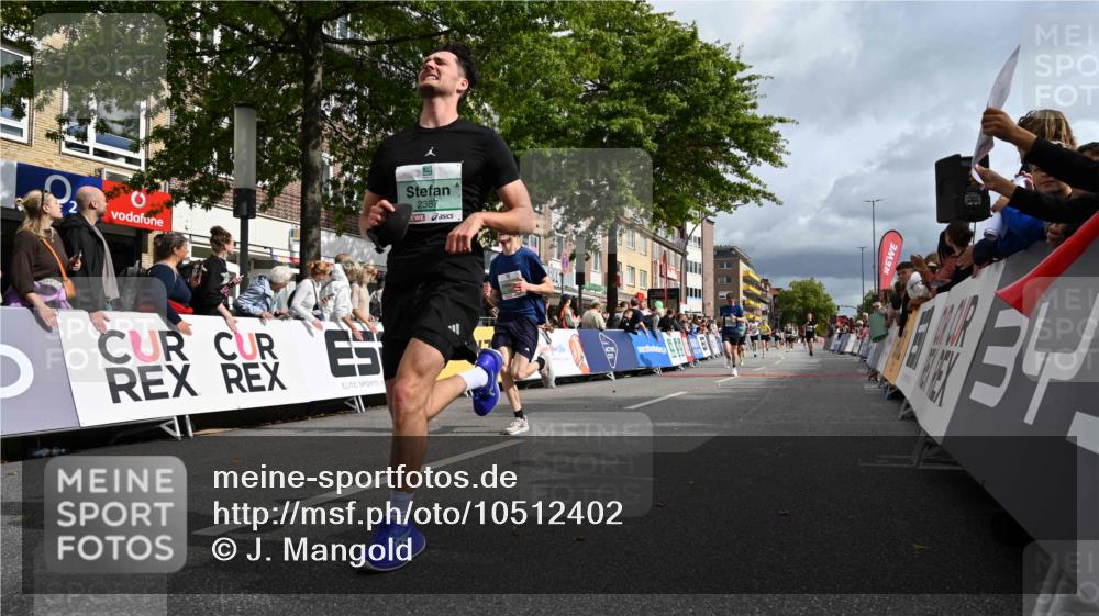 20.09.2026 - PSD Bank Halbmarathon J. Mangold http://msf.ph/oto/10512402 20.09.2026 11:39:54 Ziel 2387, 3596, 3605, 4198, 4293, 4313, 4506, 4697 meine-sportfotos.de
