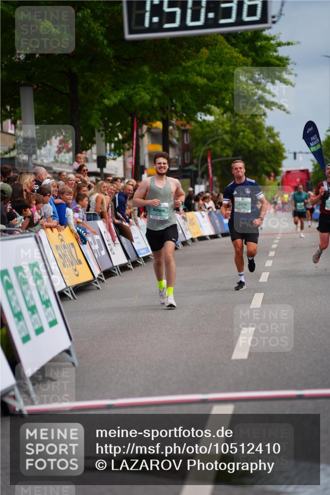20.09.2026 - PSD Bank Halbmarathon LAZAROV Photography http://msf.ph/oto/10512410 20.09.2026 11:50:37 Ziel 2258, 2273, 2745, 3961 meine-sportfotos.de