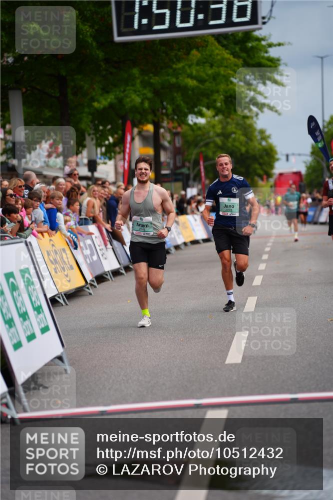 20.09.2026 - PSD Bank Halbmarathon LAZAROV Photography http://msf.ph/oto/10512432 20.09.2026 11:50:38 Ziel 2258, 2273, 2745 meine-sportfotos.de