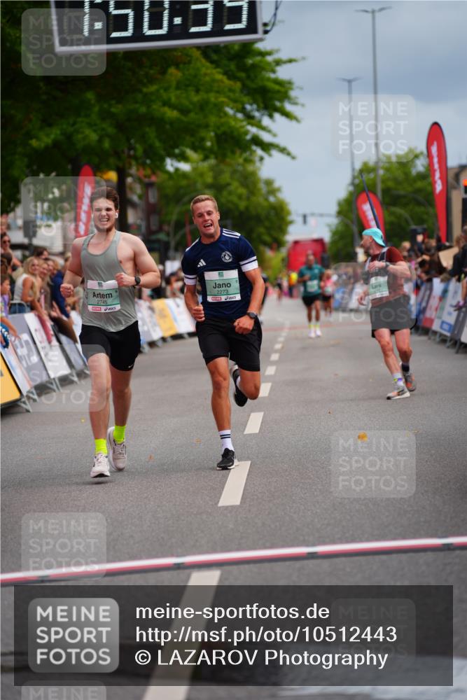 20.09.2026 - PSD Bank Halbmarathon LAZAROV Photography http://msf.ph/oto/10512443 20.09.2026 11:50:38 Ziel 2258, 2273, 2745 meine-sportfotos.de