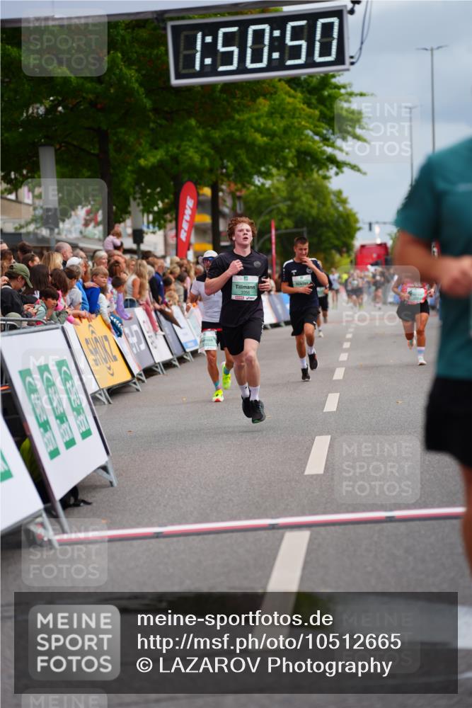 20.09.2026 - PSD Bank Halbmarathon LAZAROV Photography http://msf.ph/oto/10512665 20.09.2026 11:50:49 Ziel 1763, 2304, 3323, 3356, 4535 meine-sportfotos.de