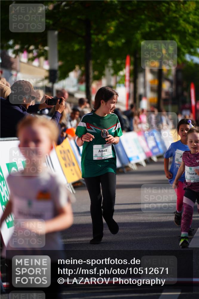 20.09.2026 - PSD Bank Halbmarathon LAZAROV Photography http://msf.ph/oto/10512671 20.09.2026 10:34:27 Laufen 270, 268 meine-sportfotos.de